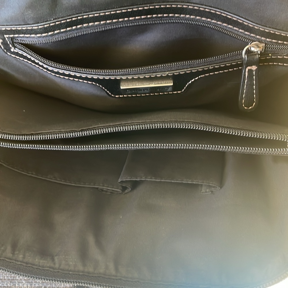 Vintage Giani Bernini Handbag With Removable Shoulder Strap - Picture 9 of 13